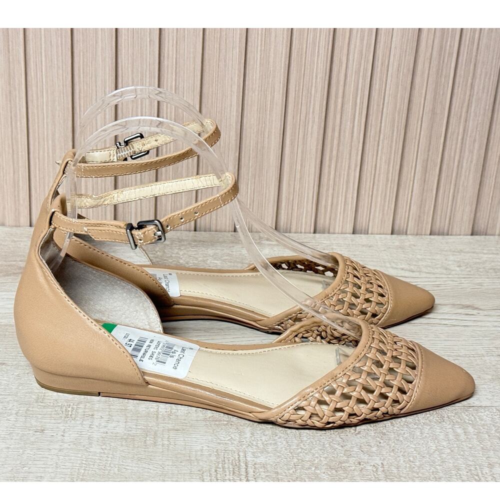 BCBGeneration Pointed Toe Flat with Ankle Strap Women's Shoes Size 6M